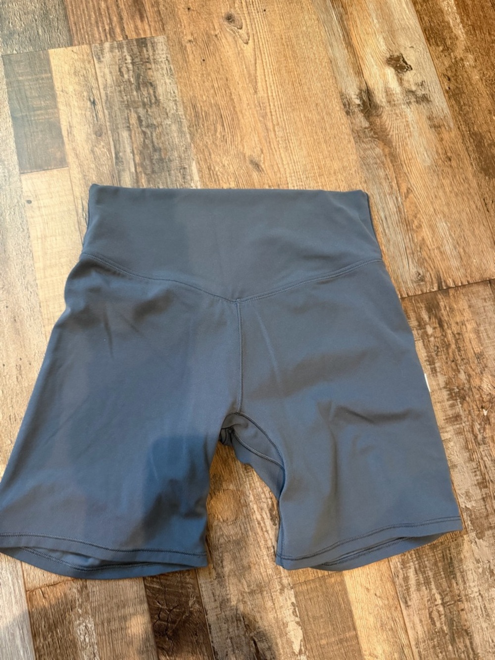 Vuori High-Waist Bike Shorts